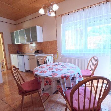 Maria-Lak Zalakaros Apartment Ngoại thất bức ảnh