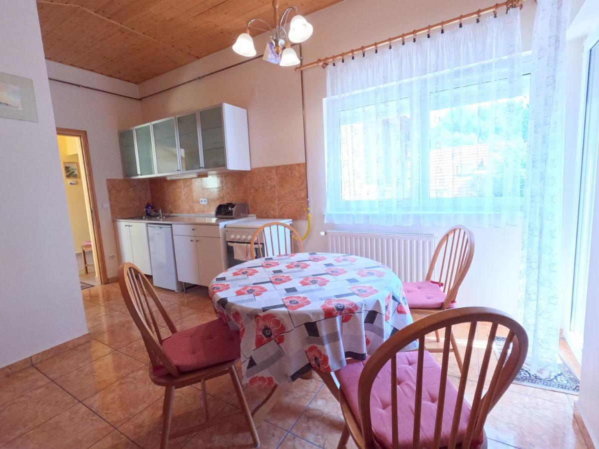 Maria-Lak Zalakaros Apartment Ngoại thất bức ảnh