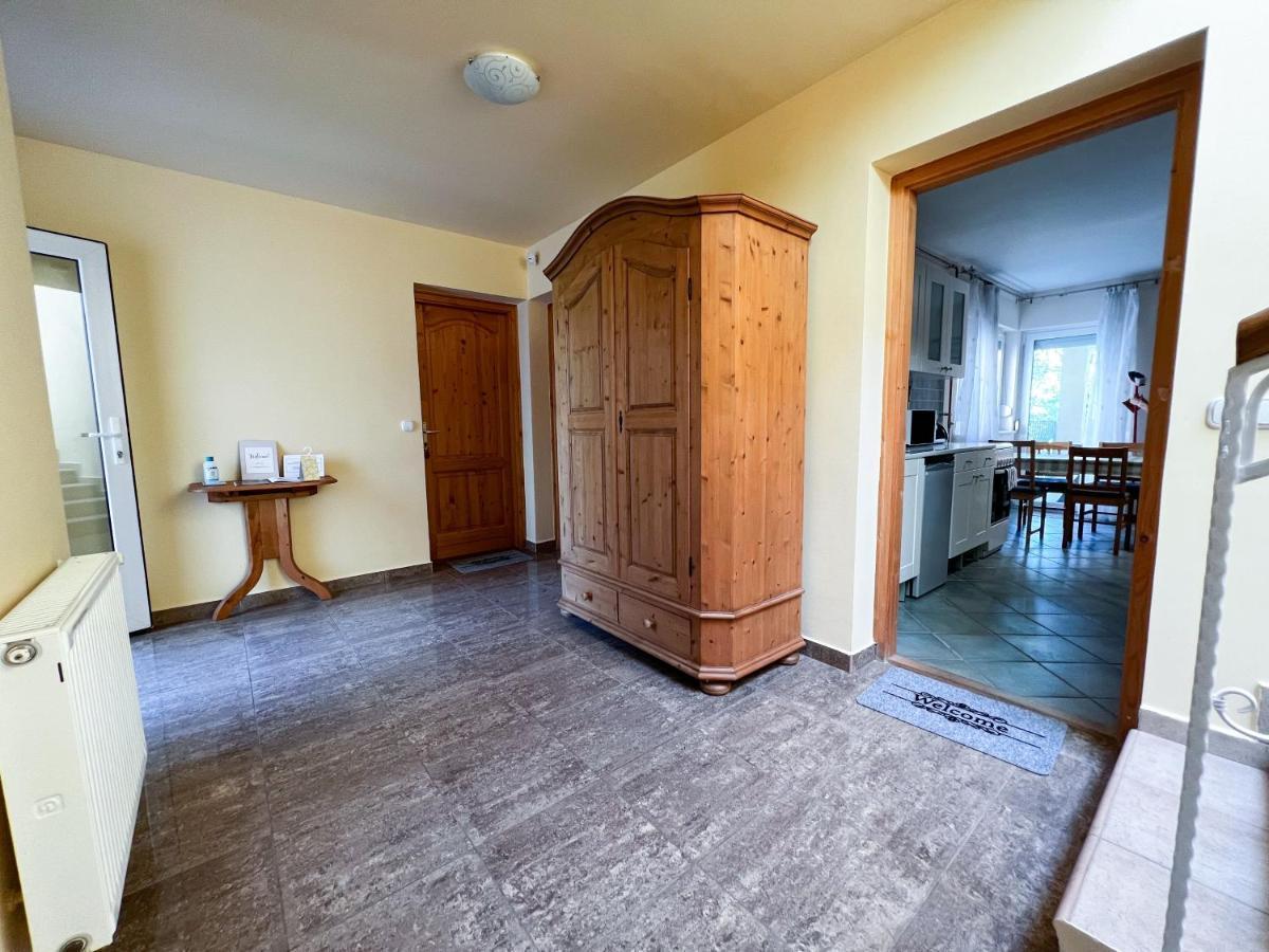 Maria-Lak Zalakaros Apartment Ngoại thất bức ảnh